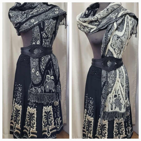 ITALIAN Wool scarf 13 x 72 - Picture 6 of 9